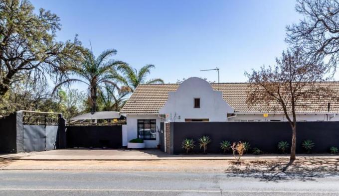 5 Bedroom House for Sale For Sale in Rietfontein - MR668308