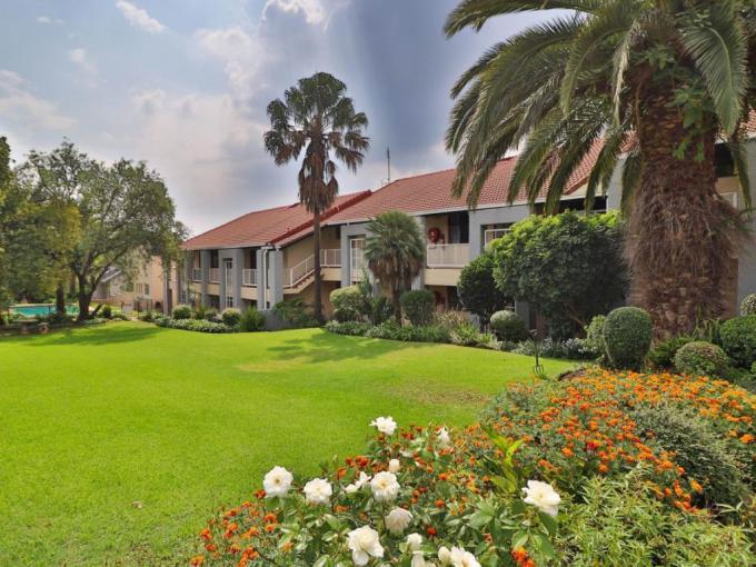 2 Bedroom Sectional Title for Sale For Sale in Corlett Gardens - MR668327