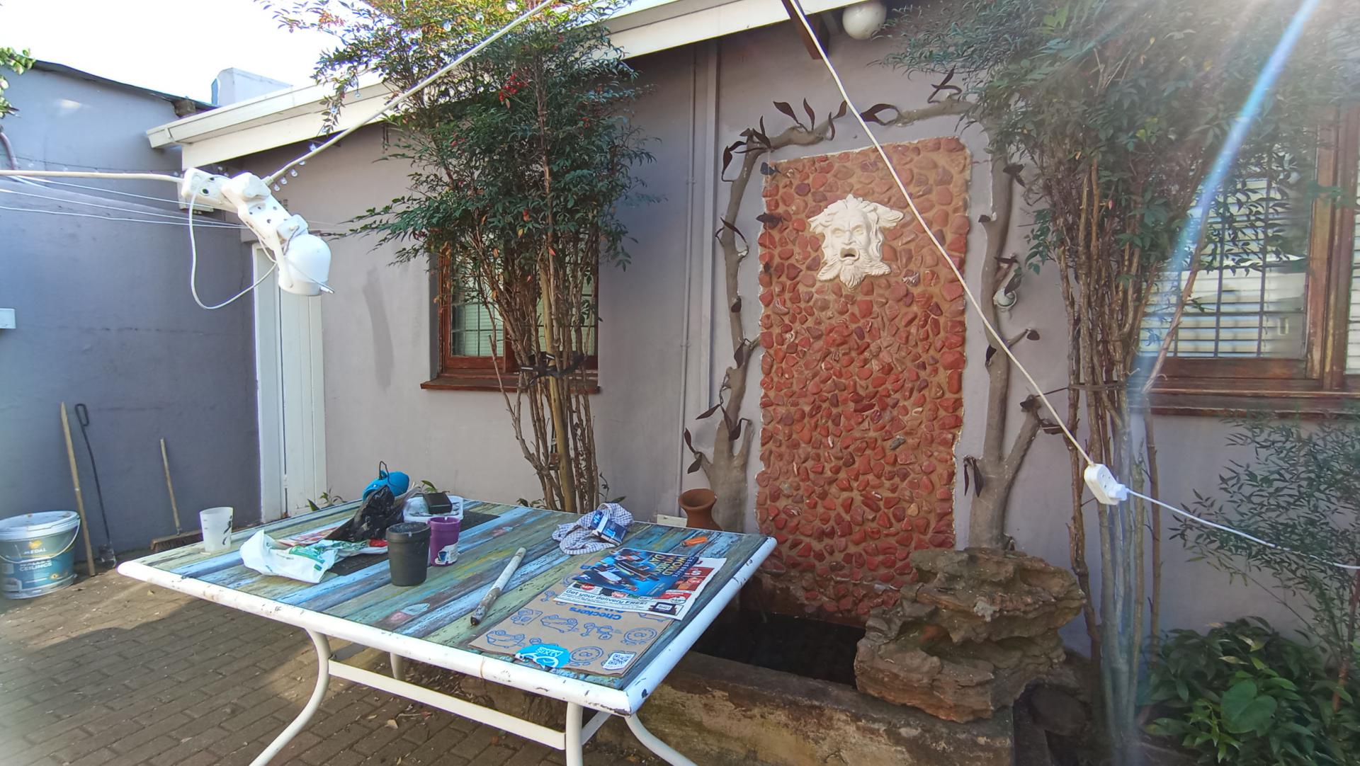 Flatlet - 64 square meters of property in Melville