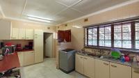 Kitchen - 25 square meters of property in Veld En Vlei