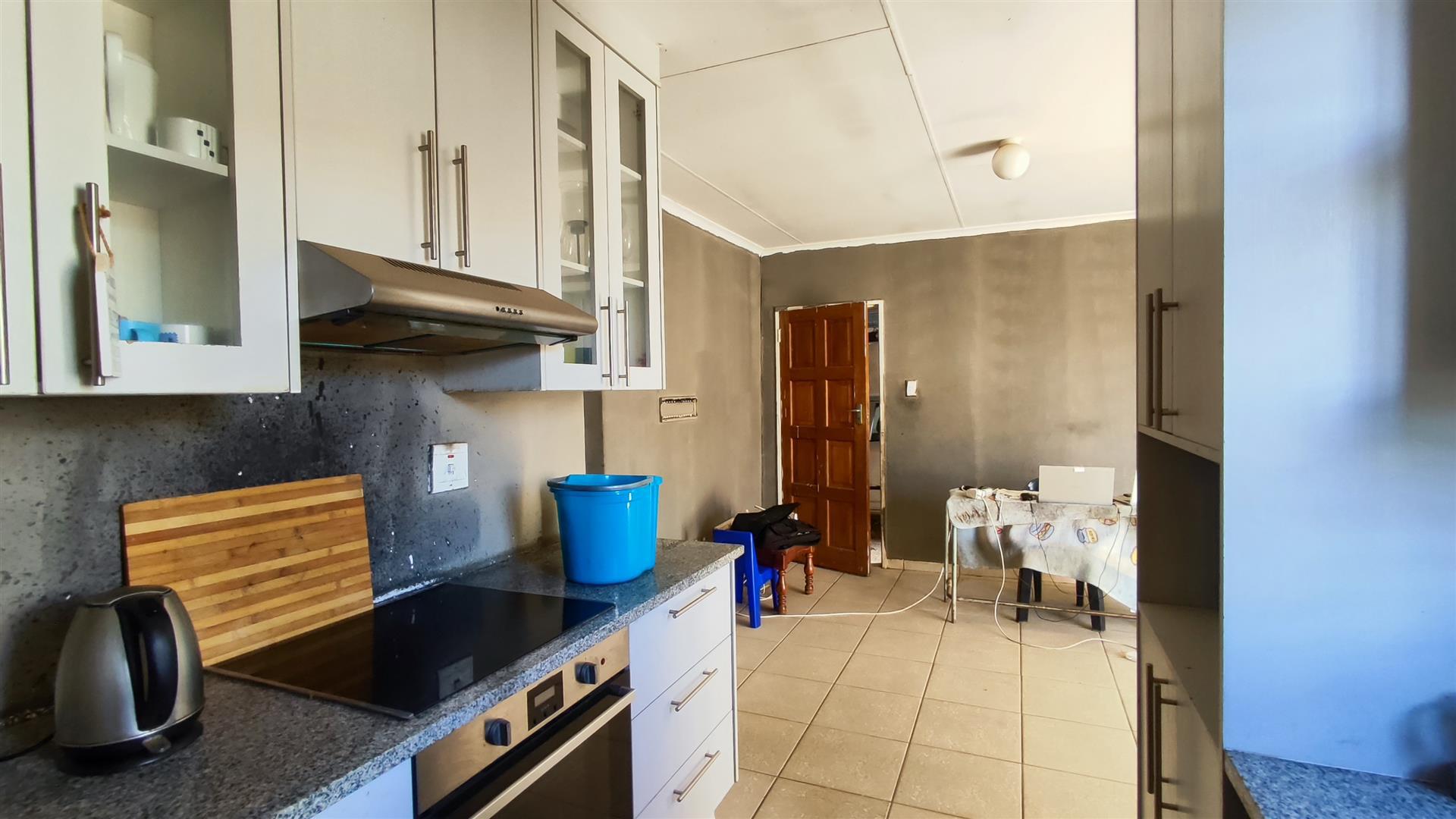 Kitchen - 7 square meters of property in Windmill Park