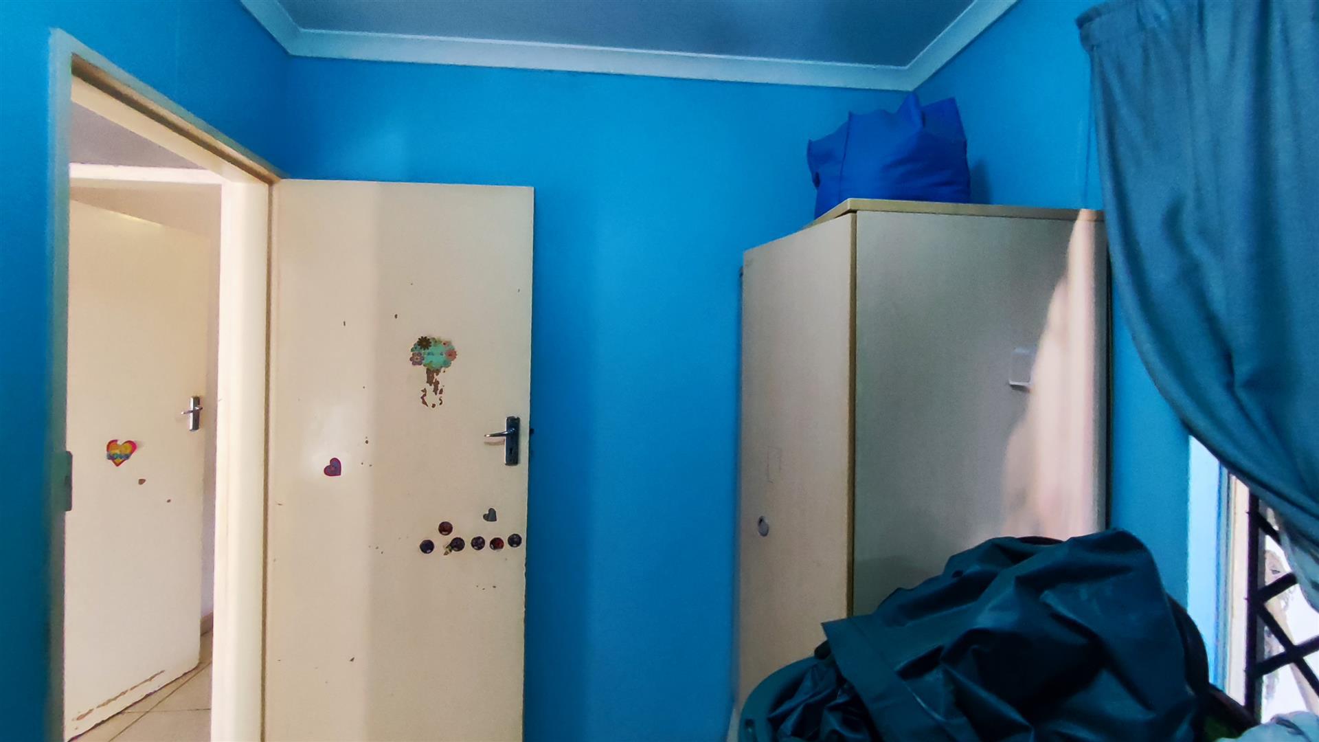 Bed Room 2 - 9 square meters of property in Windmill Park