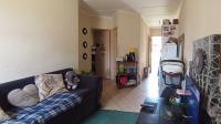 Lounges - 10 square meters of property in Olievenhoutbos