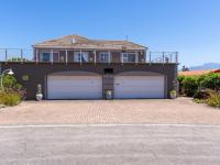 4 Bedroom 4 Bathroom House to Rent for sale in Groot Brakrivier