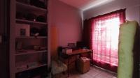 Study - 8 square meters of property in Dorandia
