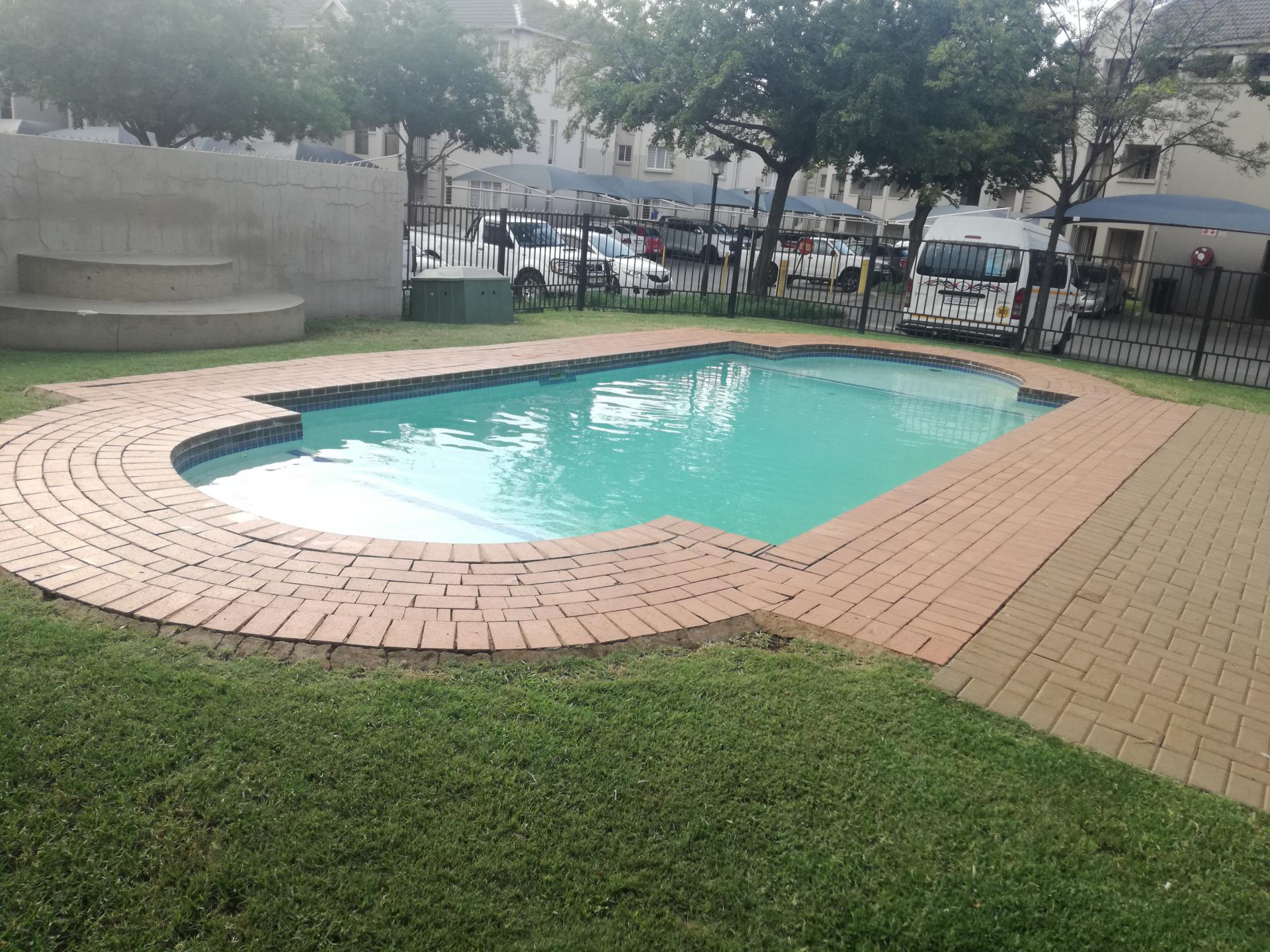  of property in Klippoortje