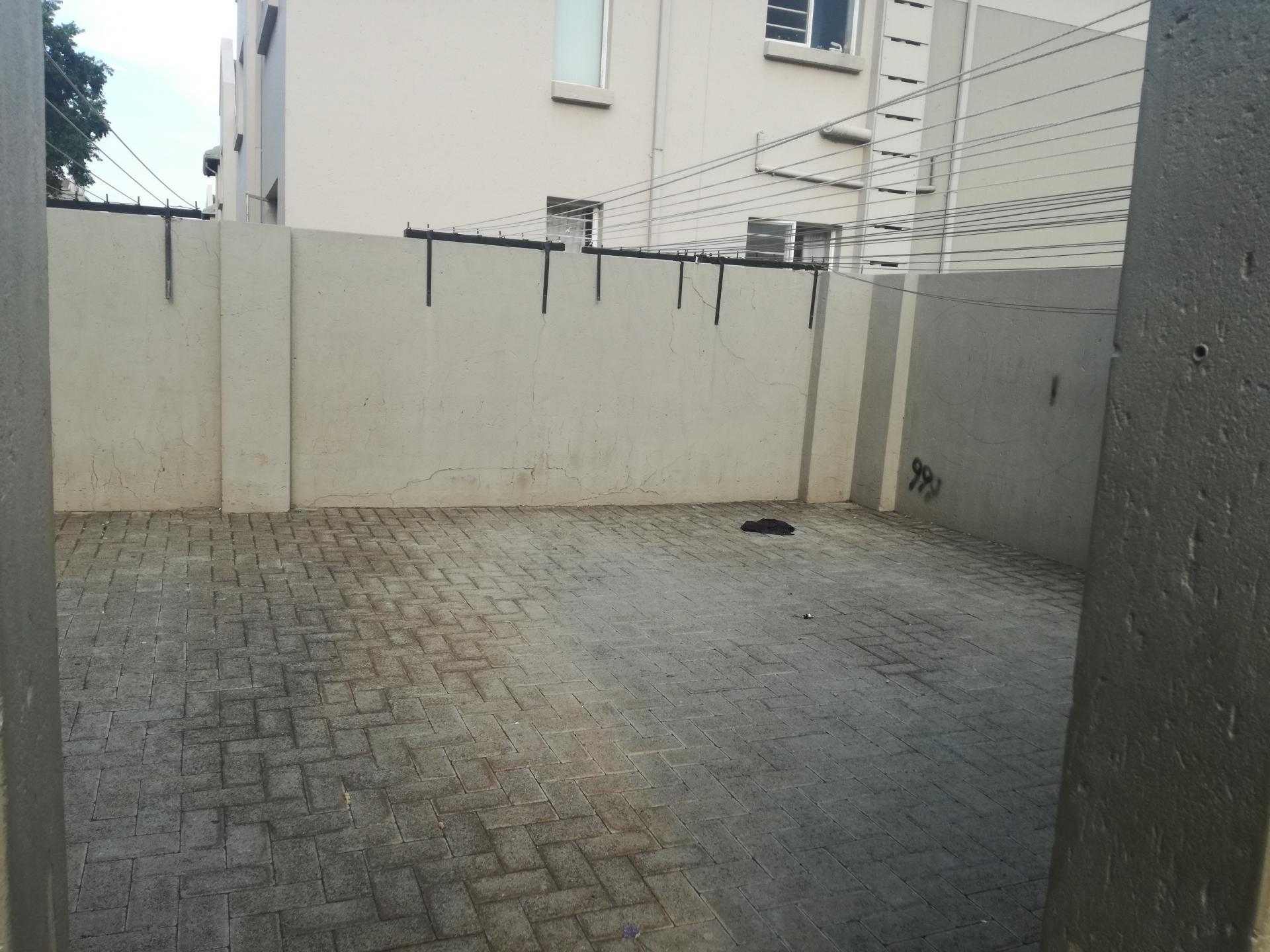  of property in Klippoortje