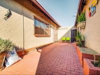  of property in Rondebult