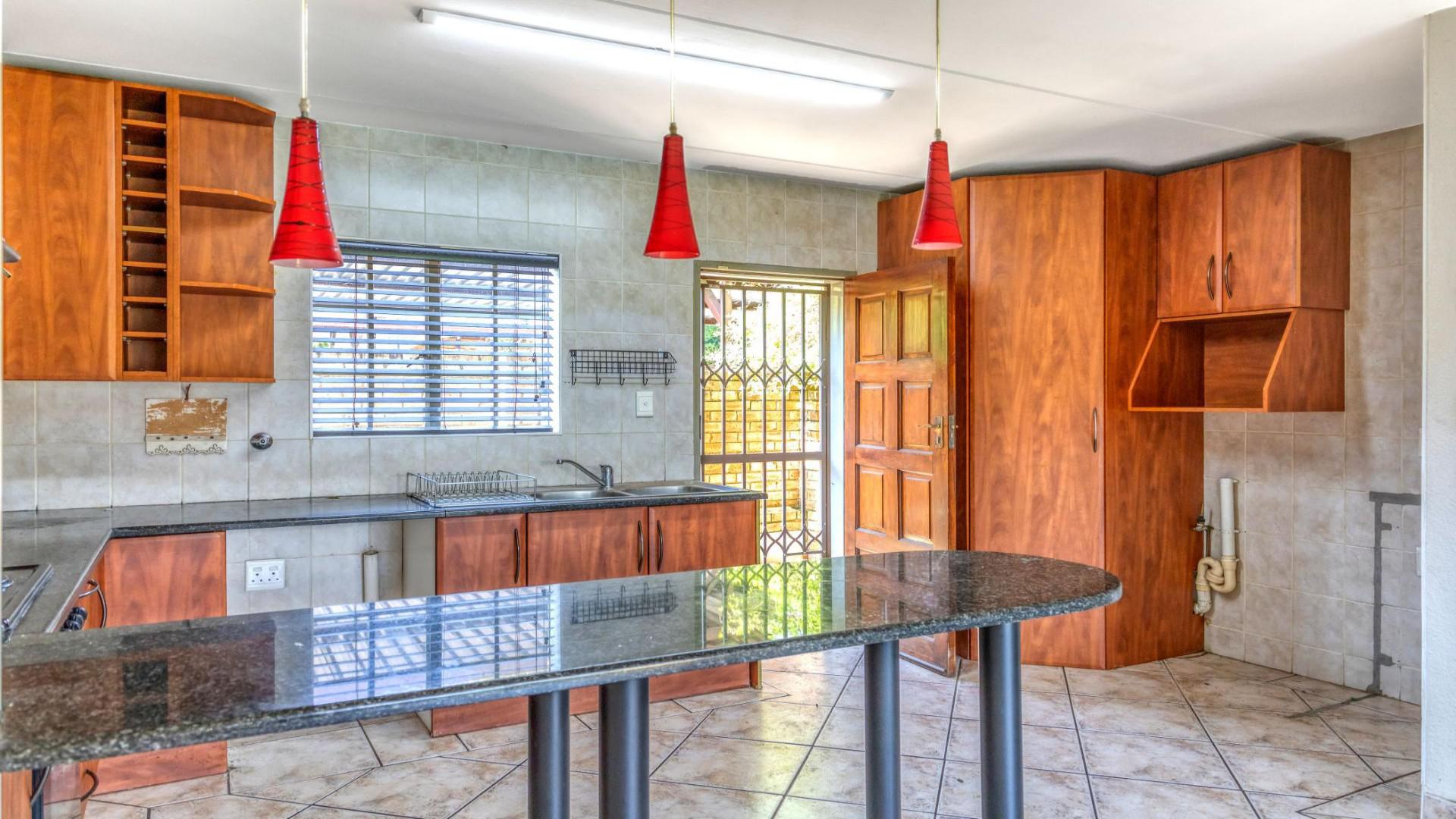 Kitchen of property in Wilgeheuwel 