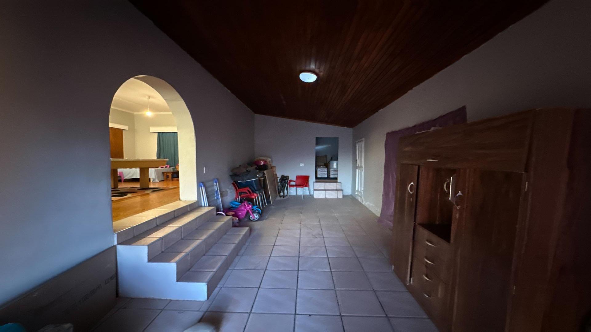 Spaces of property in Uitenhage