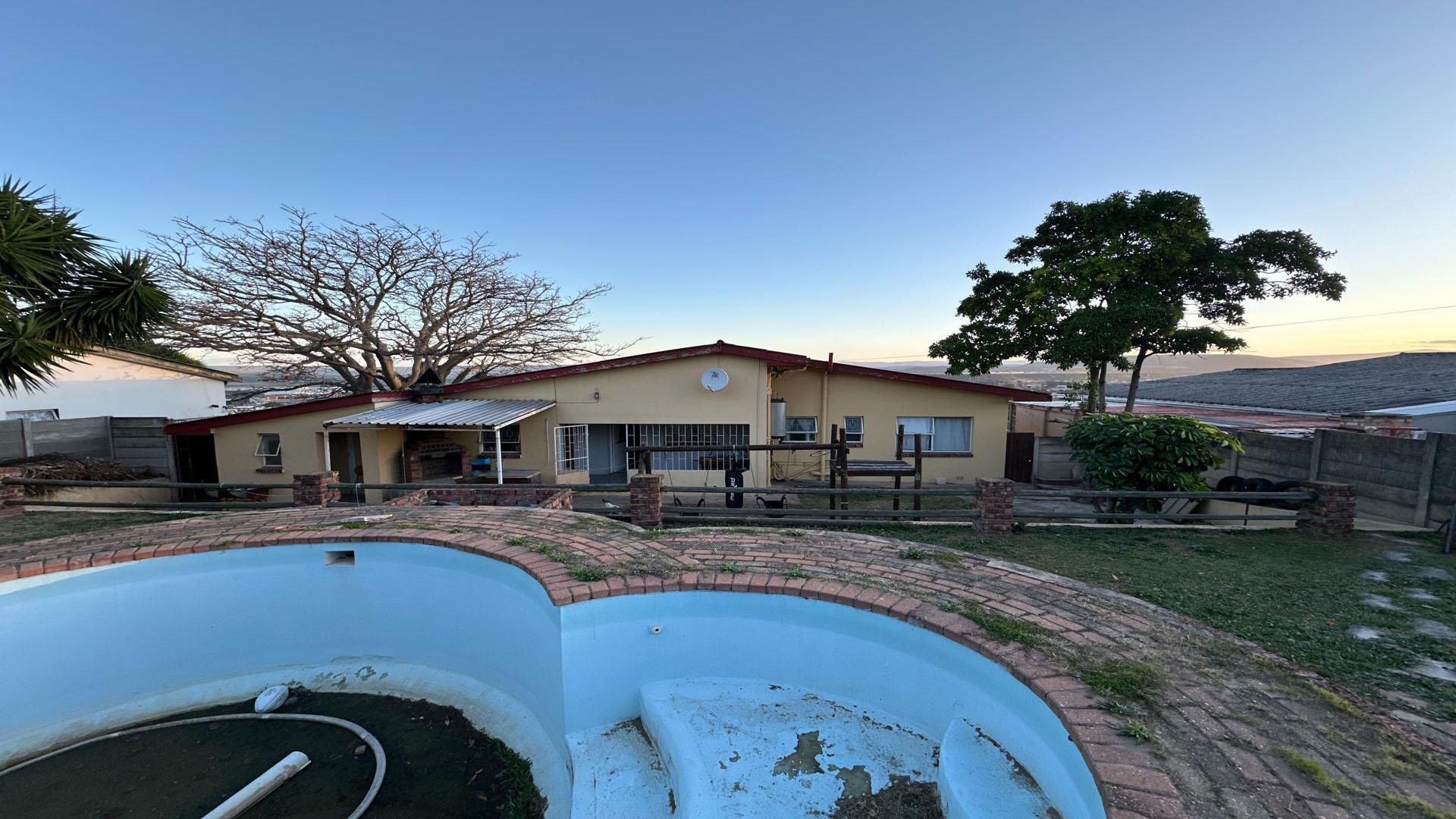 Backyard of property in Uitenhage