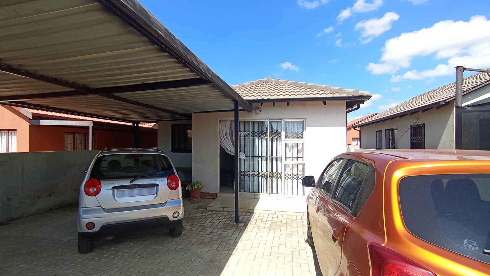 Front View of property in Soshanguve East