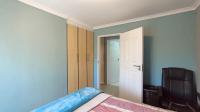 Bed Room 1 - 11 square meters of property in Newlands West