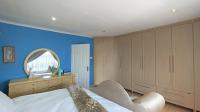 Main Bedroom - 26 square meters of property in Newlands West