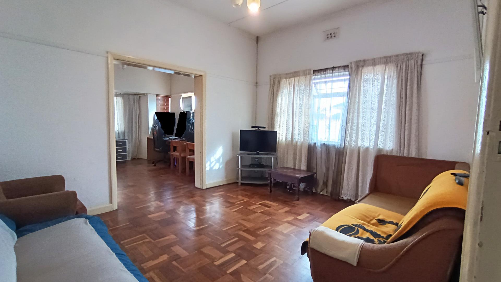 Dining Room - 16 square meters of property in Vasco Estate