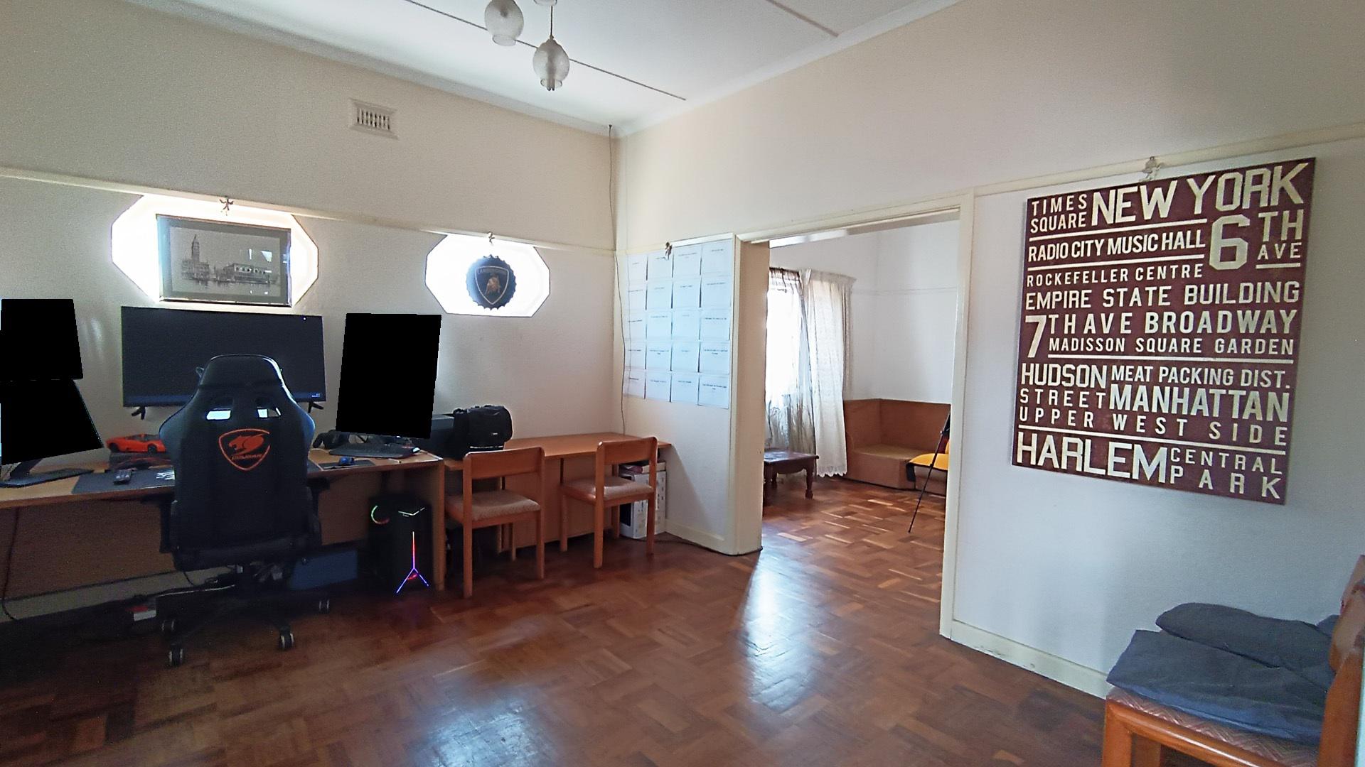 Lounges - 20 square meters of property in Vasco Estate