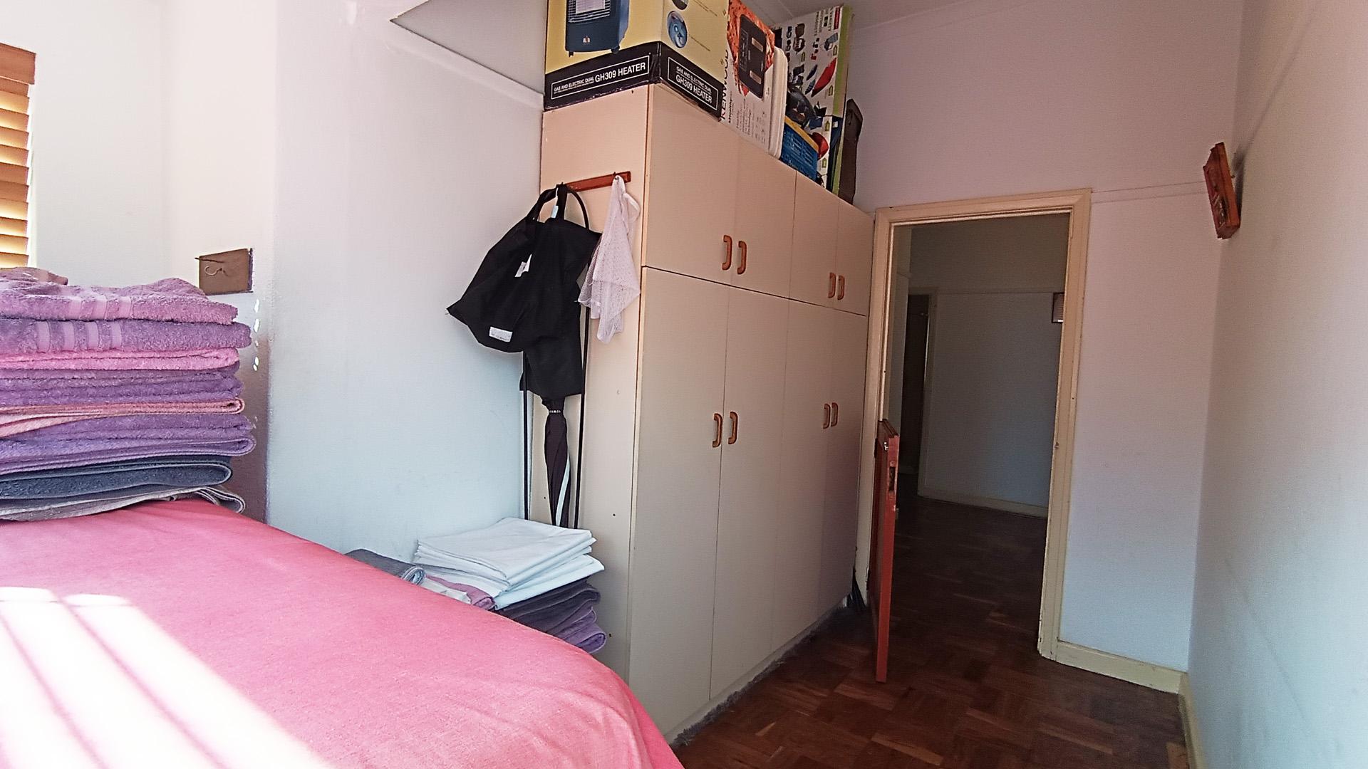 Bed Room 1 - 10 square meters of property in Vasco Estate