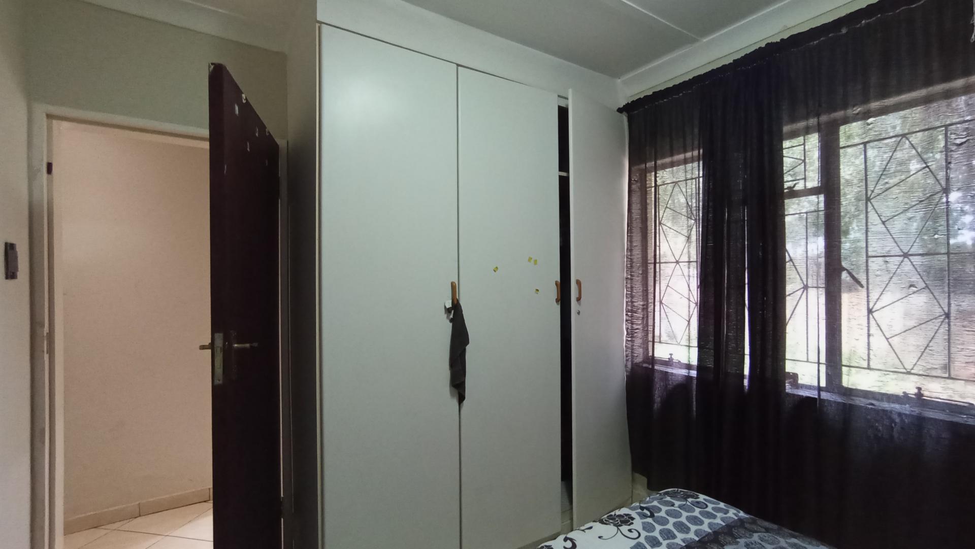 Bed Room 2 - 9 square meters of property in Westdene (JHB)