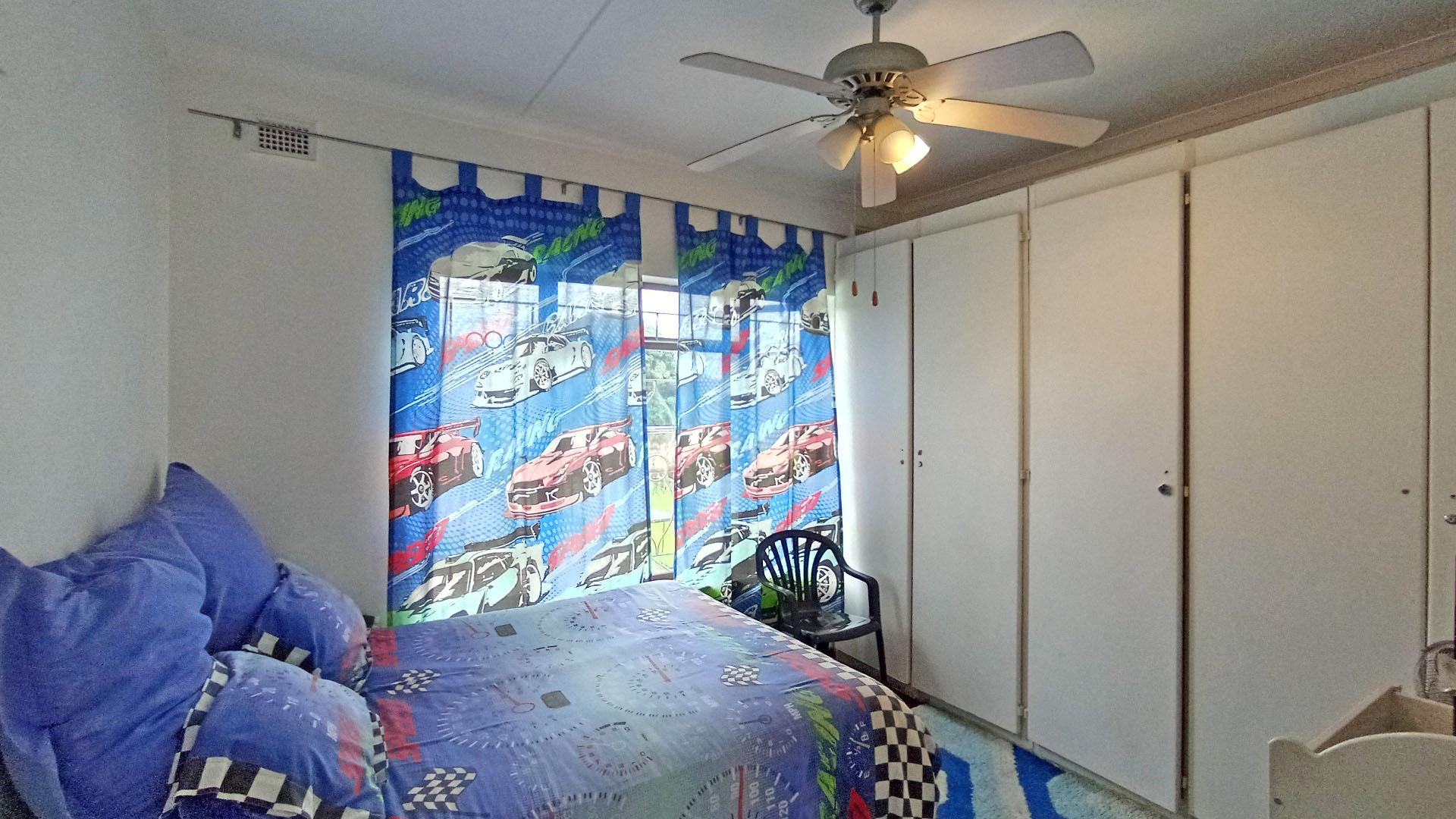 Bed Room 3 - 13 square meters of property in Stanger