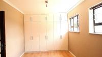 Main Bedroom of property in Pearly Beach