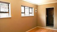 Main Bedroom of property in Pearly Beach