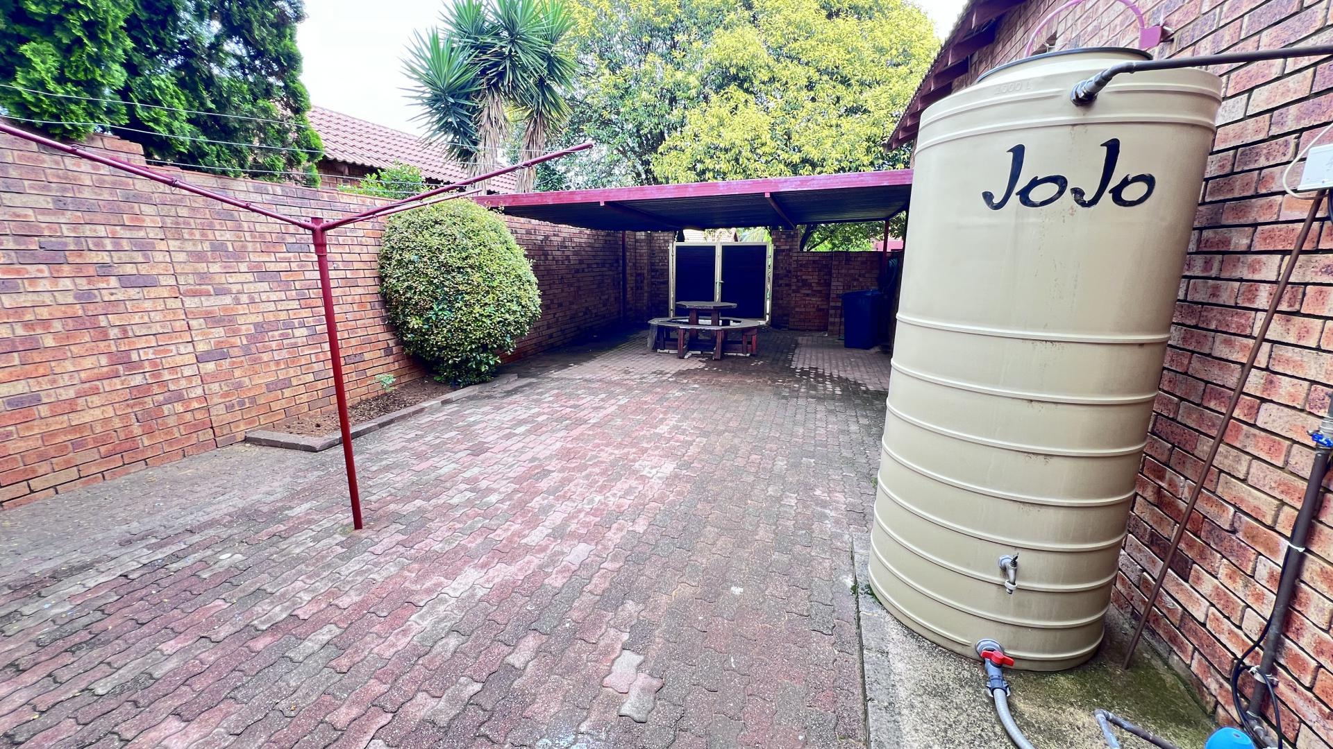 Backyard of property in Alan Manor