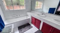 Bathroom 3+ of property in Alan Manor
