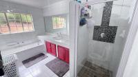 Bathroom 3+ of property in Alan Manor