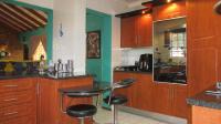 Kitchen - 16 square meters of property in Alan Manor