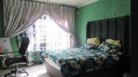 Bed Room 1 - 15 square meters of property in Alan Manor