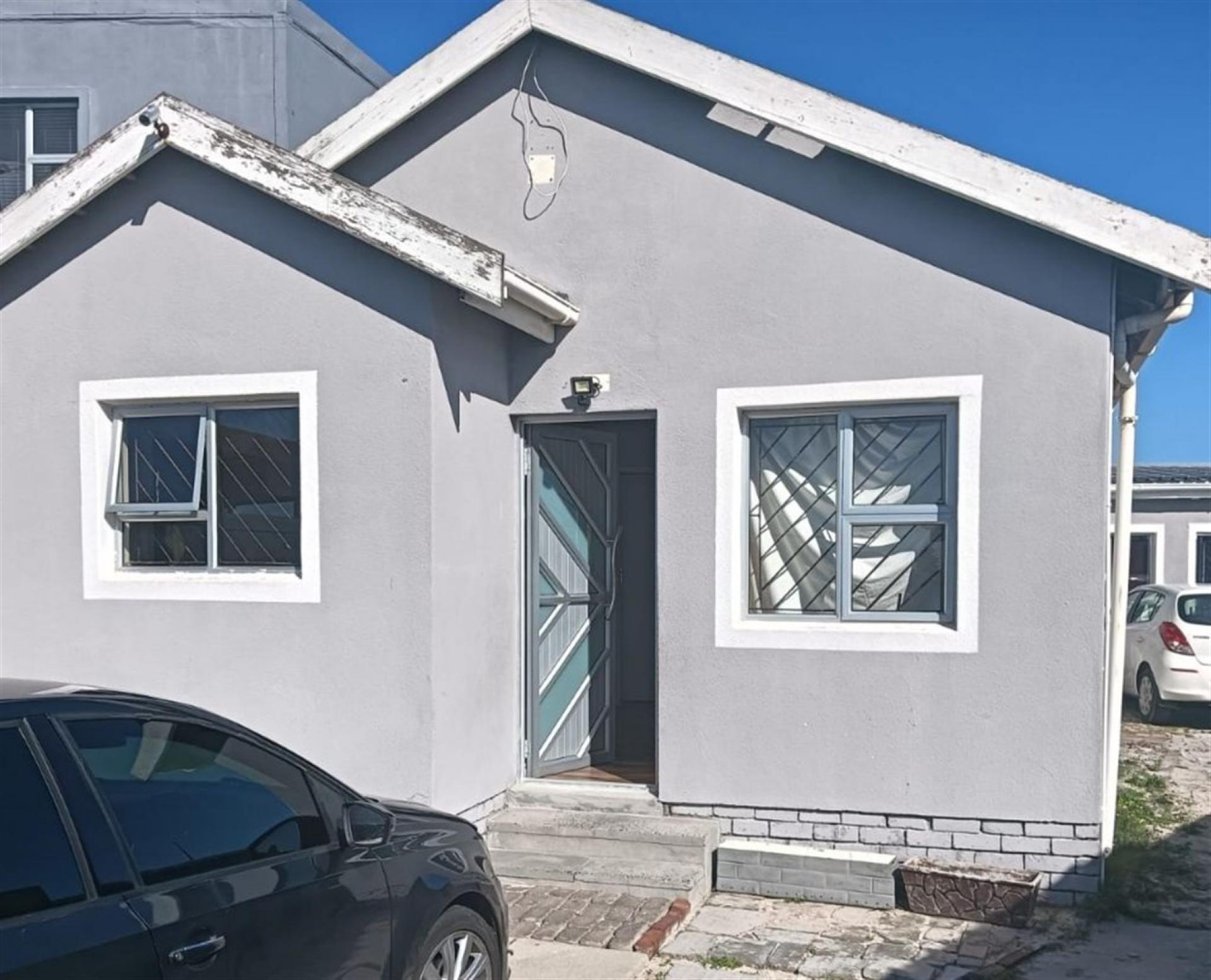 Front View of property in Schaapkraal