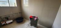 Bathroom 1 of property in Meiringspark