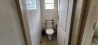 Bathroom 1 of property in Meiringspark