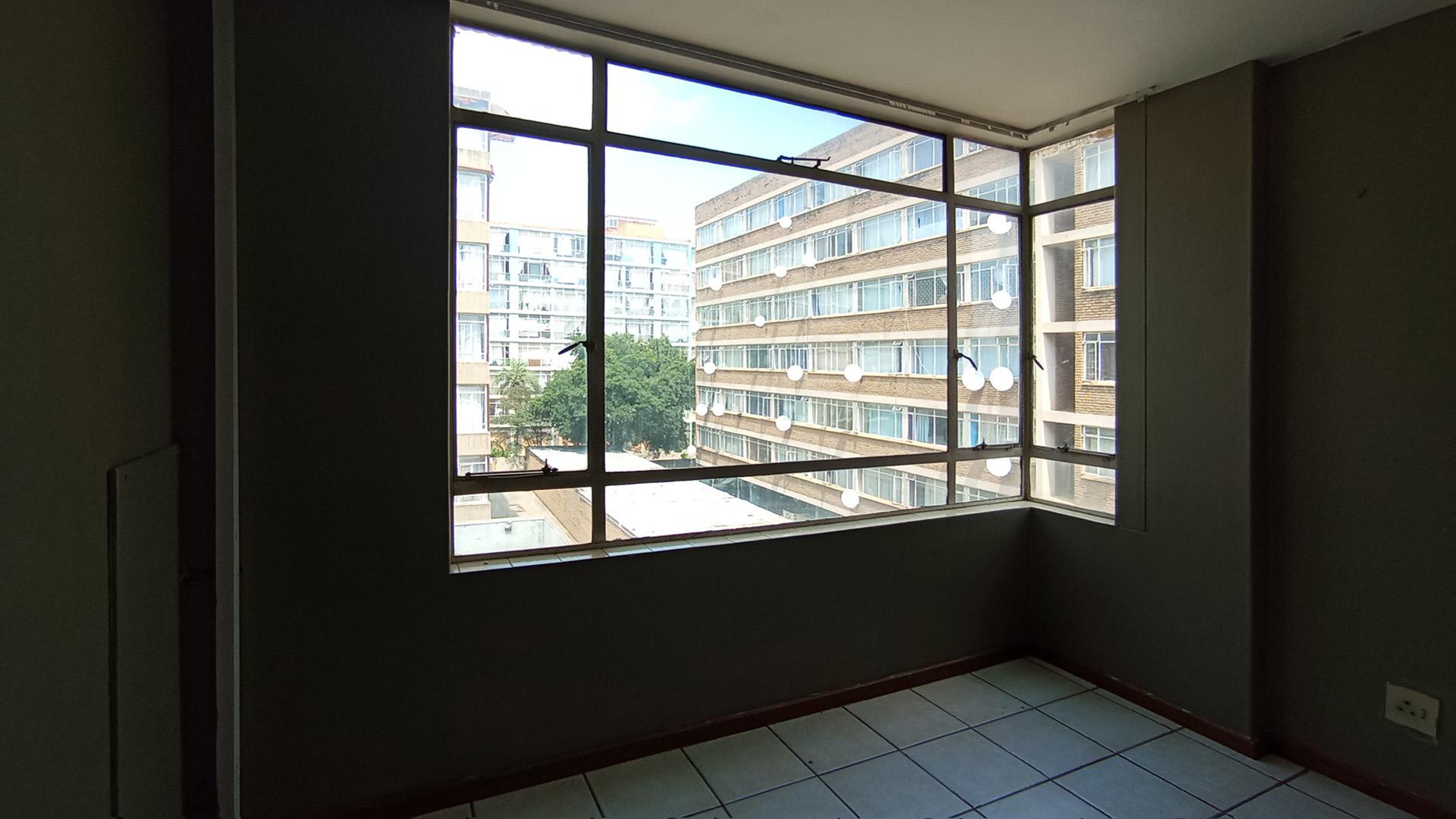 Bed Room 1 - 12 square meters of property in Sunnyside