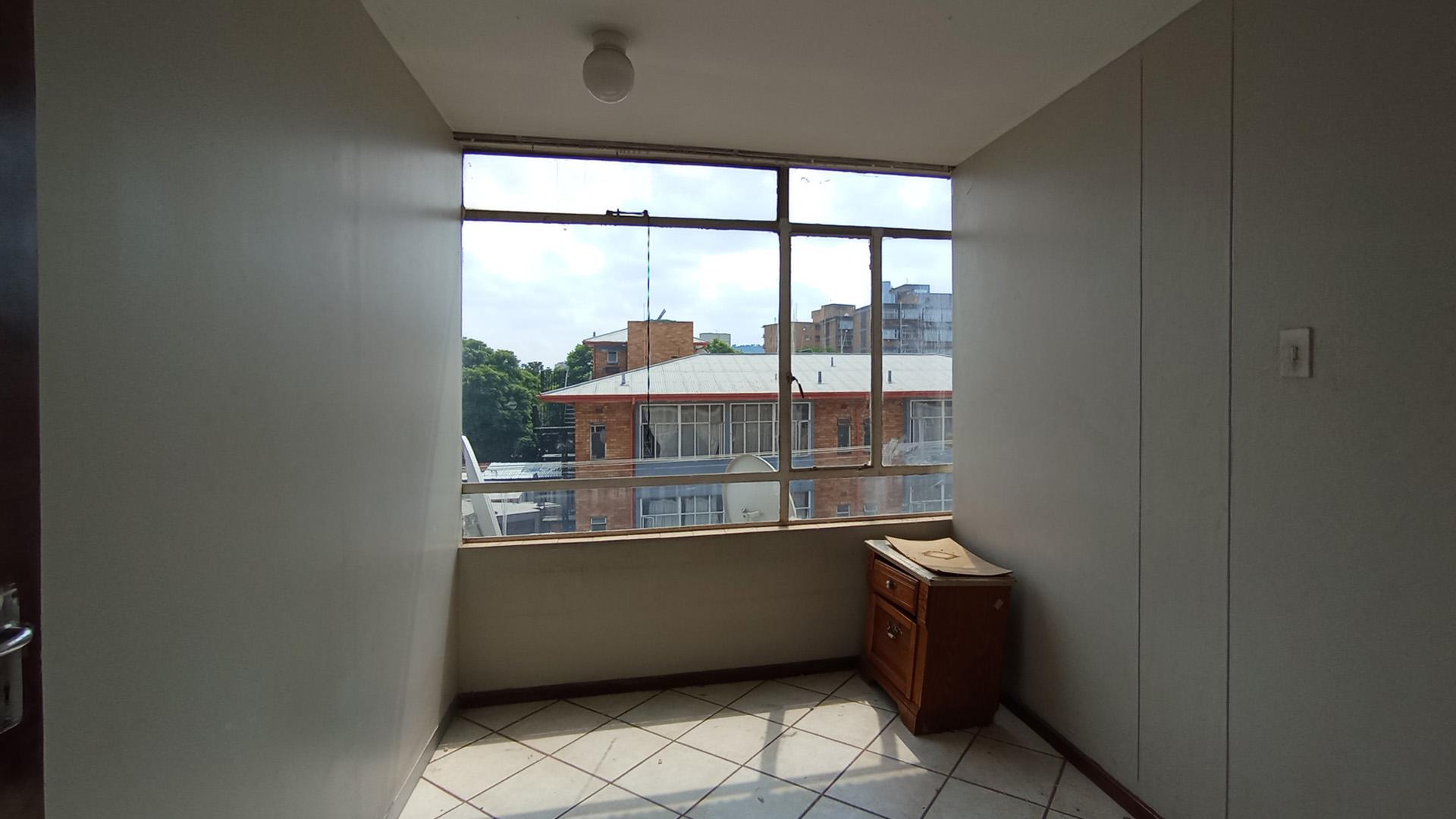 Bed Room 4 - 11 square meters of property in Sunnyside