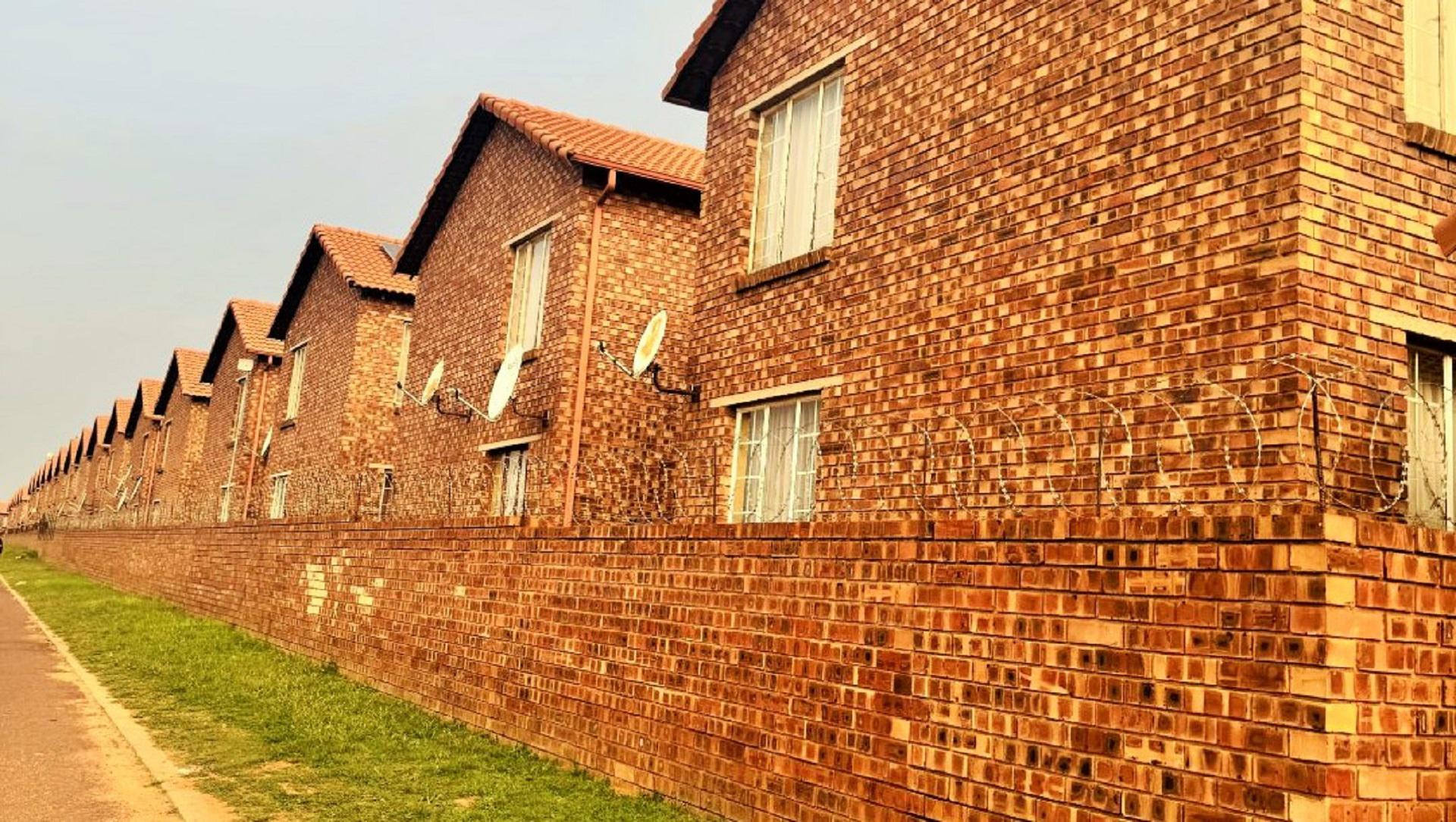 Front View of property in Duvha Park