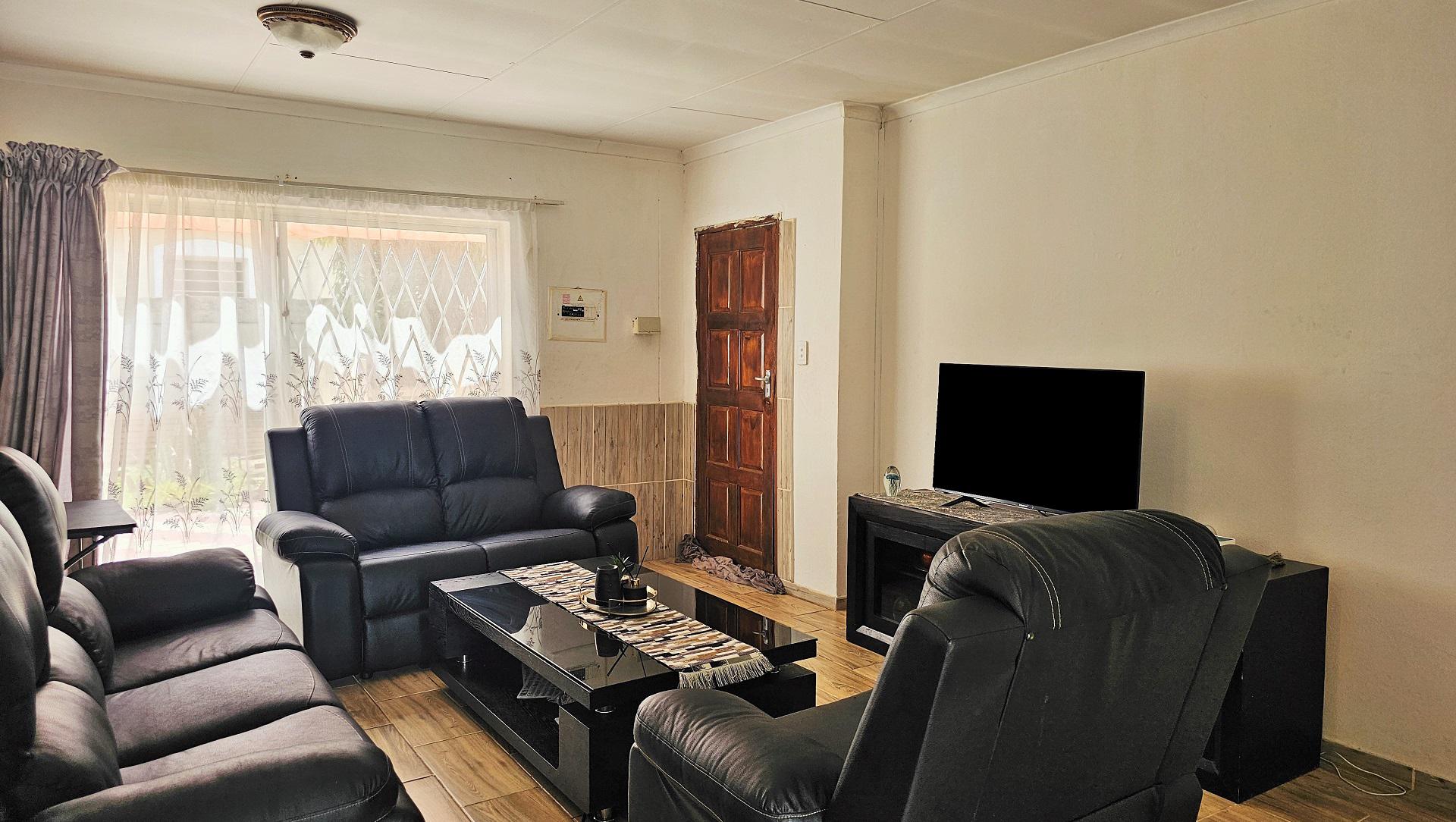 Lounges of property in Brits