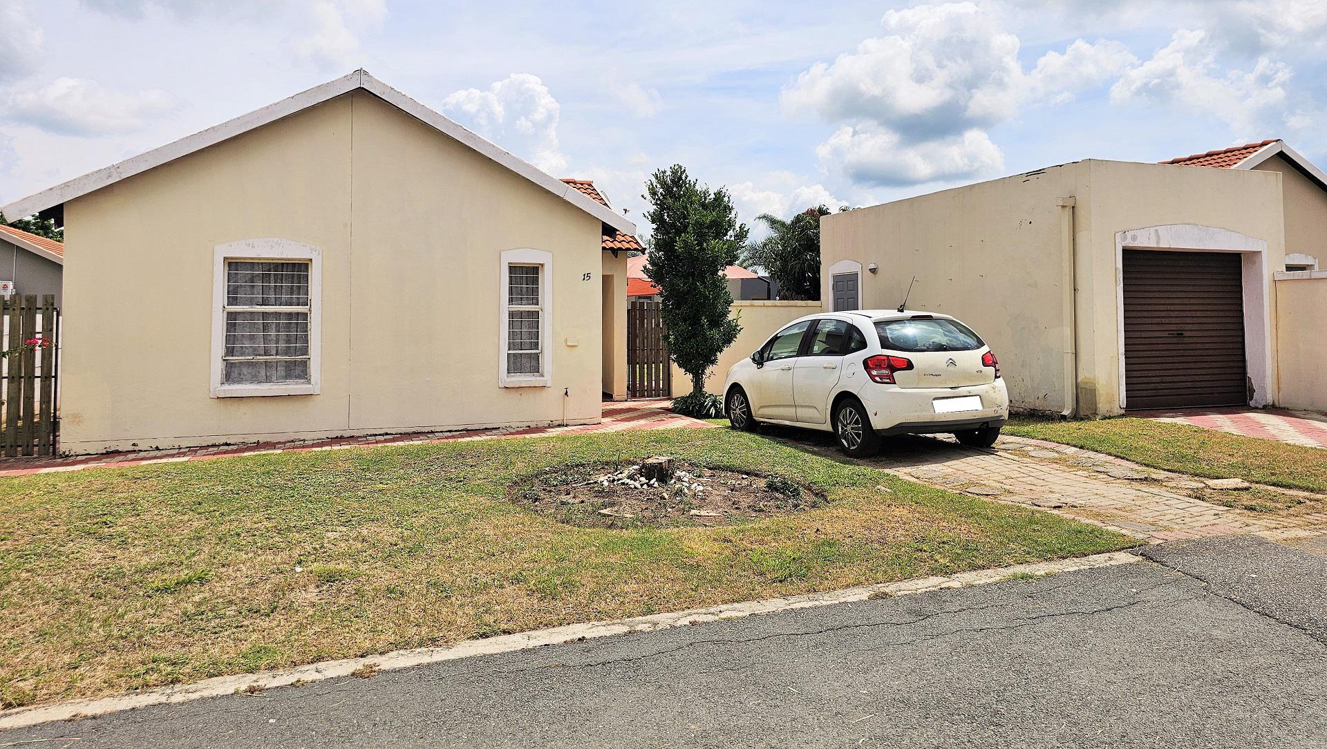 Front View of property in Brits
