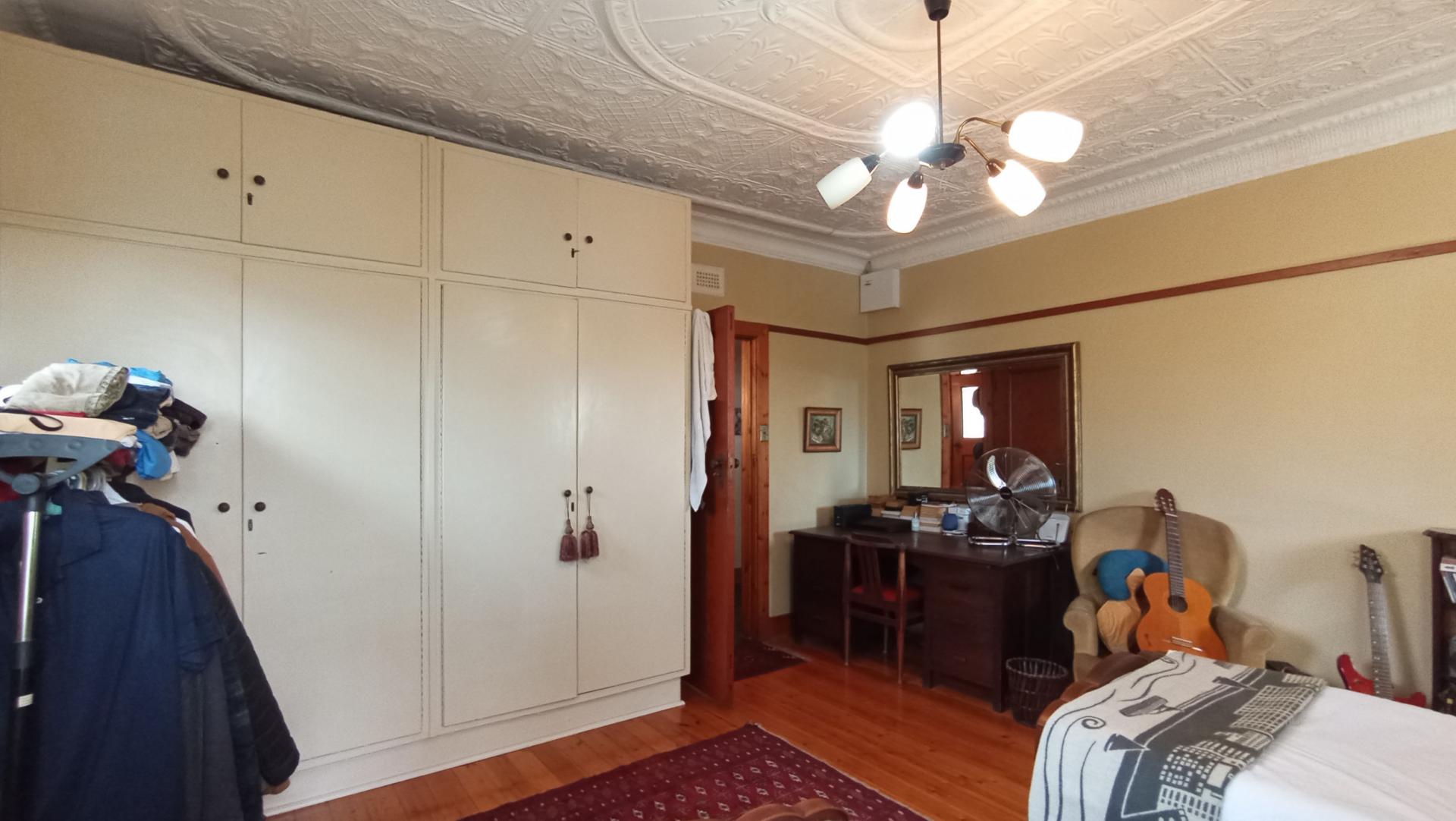 Bed Room 1 - 25 square meters of property in Auckland Park