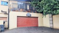 Garage of property in Mondeor