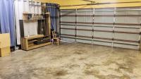 Garage of property in Mondeor