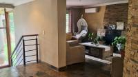Lounges of property in Mondeor