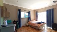 Bed Room 2 - 23 square meters of property in Mondeor