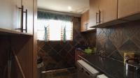 Scullery - 10 square meters of property in Mondeor