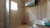 Staff Bathroom - 7 square meters of property in Mondeor