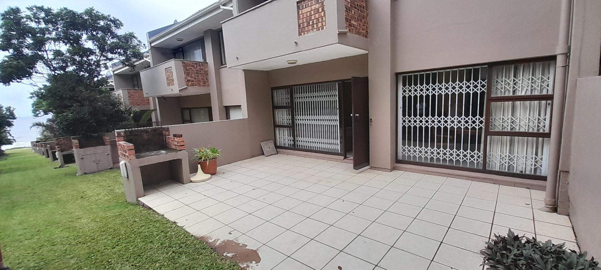 Patio of property in Lawrence Rocks