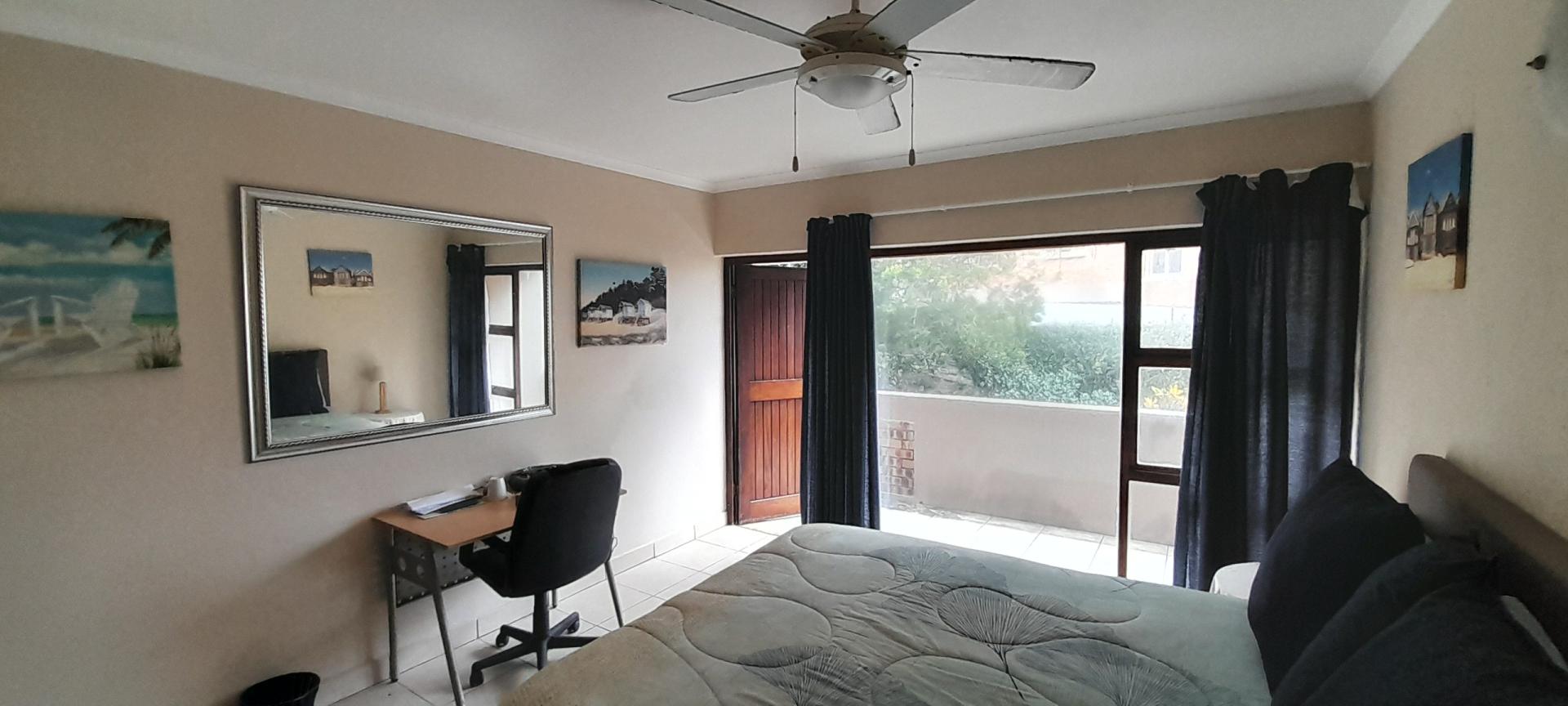 Bed Room 3 of property in Lawrence Rocks