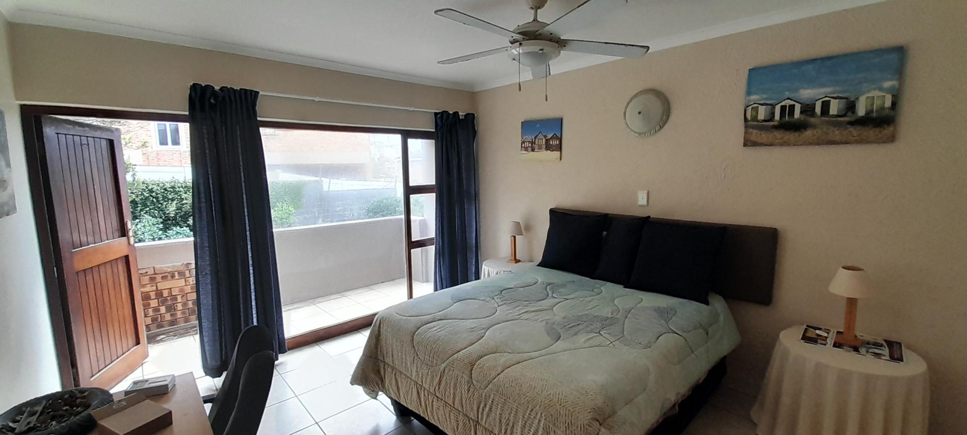 Bed Room 3 of property in Lawrence Rocks