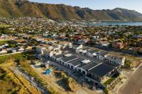 3 Bedroom 1 Bathroom Flat/Apartment for Sale for sale in Gordons Bay