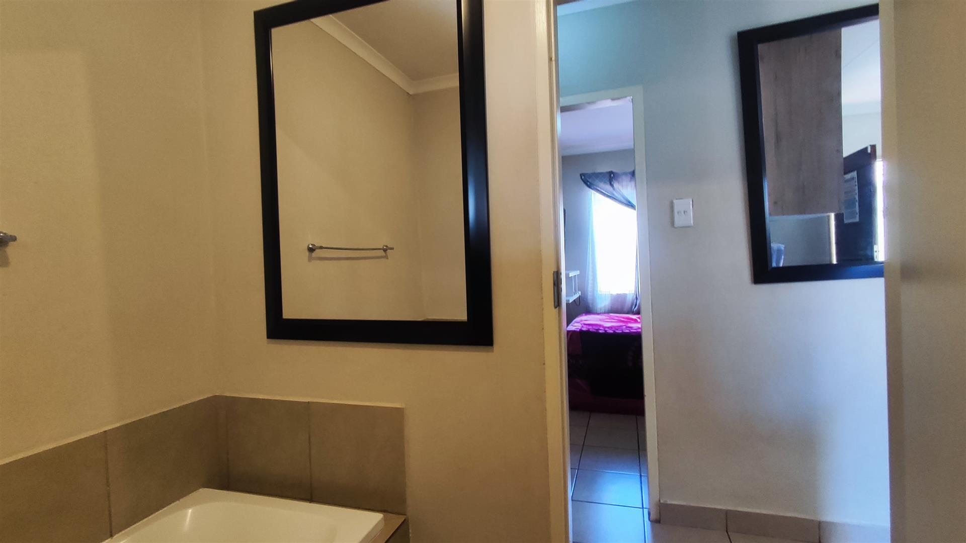 Bathroom 1 - 5 square meters of property in Sky City